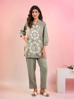 CUSTARD - Green Cotton Embroidered Women Co-Ord Set