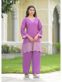 Autumnlane - Tina Grape Embroidery Co-Ord Set