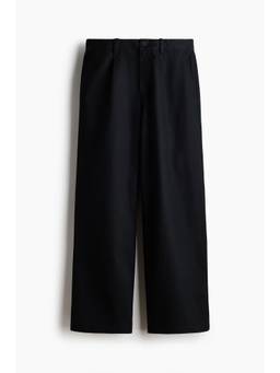 H&M - Men Black Loose Fit Chinos