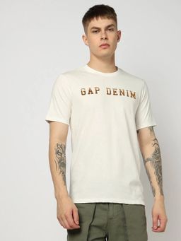 GAP - Men Off White Cotton Crew Neck Typography Half Sleeves T-Shirt