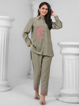 Readiprint - Curved Style Roman Silk Fabric Green Co-Ord (Set of 2)