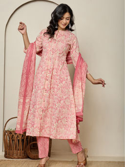 Aravalii - Pink Floral Kurta with Pant & Dupatta (Set of 3)