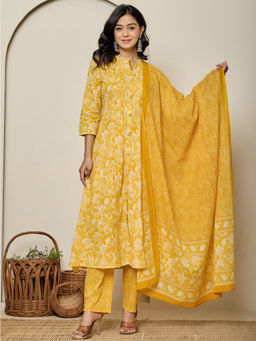 Aravalii - Yellow Floral Kurta with Pant & Dupatta (Set of 3)