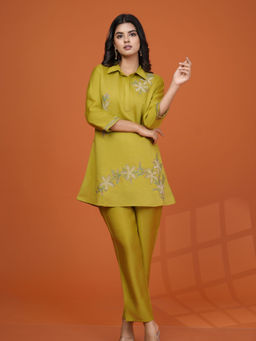 KAFTANIZE - Solid Green With Floral Embroidery And Organza Cutwork Detail Co-Ord (Set of 2)