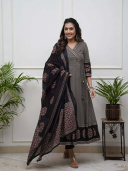 BLACK SCISSOR - Women Black Cotton Blend Solid Anarkali Kurta with Pant & Dupatta (Set of 3)