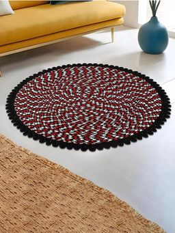 Kuber Industries - Round Carpet Door Mat for Home 30x30 Inch Payal Design -Black & Red