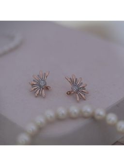 Putstyle - Rose Gold Petal Burst Studs