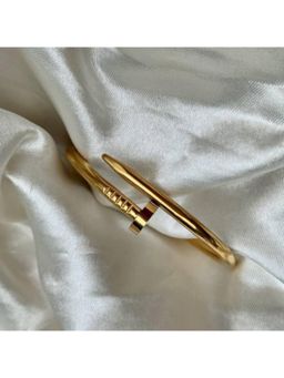 Putstyle - Stainless Steel Luxury Gold Polish Bracelet