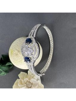 Putstyle - Blue Cz Stones Studded Silver Plated Bracelet