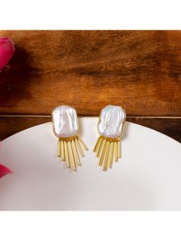 Putstyle - Matt Finish Baroque Pearl Stud Earring