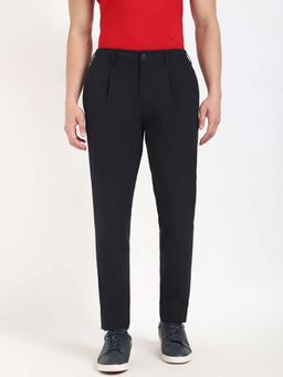 Tommy Hilfiger - Relaxed Fit Solid Mid Rise Chino