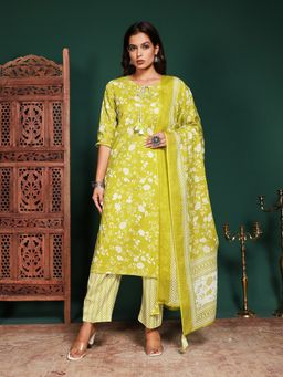 MEENA BAZAAR - Green Floral Printed Cotton Kurta with Pant and Dupatta