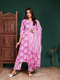 MEENA BAZAAR - Floral Printed Pink Cotton Kurta with Pant and Dupatta
