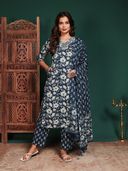 Blue color option, Sold out, Currently selected