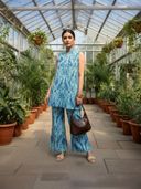 Turquoise color option