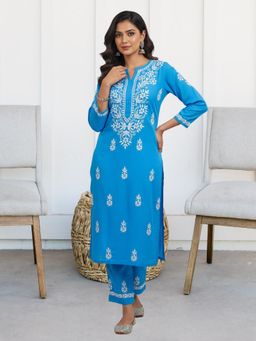PARAMOUNT CHIKAN - Blue Women Hand Embroidered Chikankari Cotton Kurta with Pant