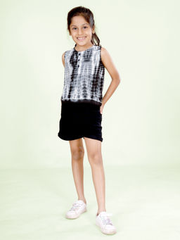 KiddoPanti - Girls Grey Sleeveless Tie & Die Top with Denim Shorts (Set of 2)