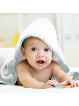 The Baby Atelier - 100% Organic Blue on Blue Hooded Towel (M)