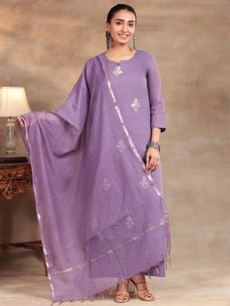 Aravalii - Lavender Embroidered Kurta with Pant and Dupatta