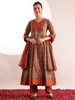 Vbuyz - Orange Ethnic Anarkali Kurta with Pant and Dupatta