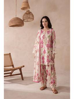 WOOMN - Cream Floral Printed Kurta with Salwar and Dupatta