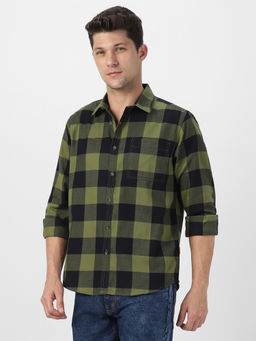 Urbano Fashion - Mens Green Cotton Full Sleeve Regular Fit Checkered Casual Shirt