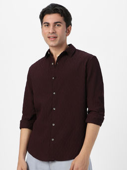 Urbano Fashion - Mens Maroon Cotton Full Sleeve Regular Fit Textured Casual Shirt