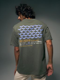 Flying Machine - Men Olive Street Vibe Graphic Printed Relaxed Fit T-shirt