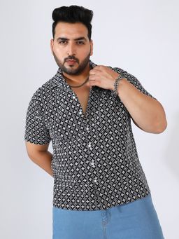 Instafab Plus - Contrast Embroidered Casual Shirt - Black/White