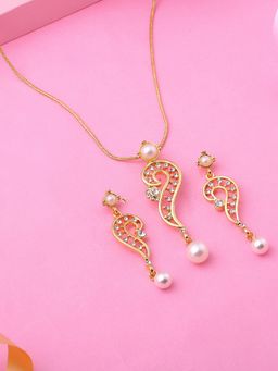 Estele - Gold Plated Splendid Pendant Necklace with Pearl & Crystals for Women (Set of 2)