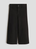 Black color option, Currently selected
