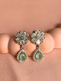 Nekhi - Simora Drop Earrings - Green