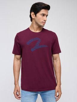 Spykar - Men Wine Graphic Regular Fit T-Shirt