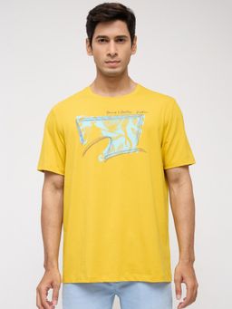 Spykar - Men Yellow Graphic Regular Fit T-Shirt