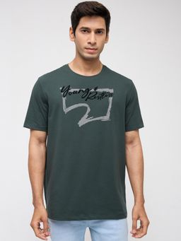 Spykar - Men Green Graphic Regular Fit T-Shirt