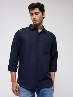 Spykar - Men Navy Blue Solid Regular Fit Shirt