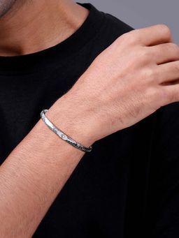 GIVA - Men 925 Silver Tejveer Kada