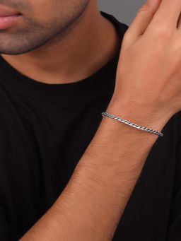 GIVA - Men 925 Oxidised Silver Twist Line Bracelet