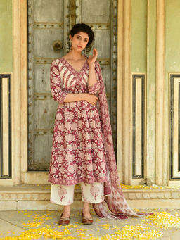 Shilpi Handicrafts - Aaravi Maroon Suit (Set of 3)