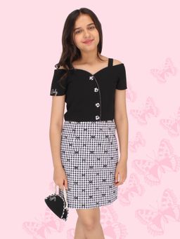 Cutecumber - Girls Check Fabric, Checkered Shift Dress