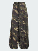 Green color option, Sold out, Currently selected