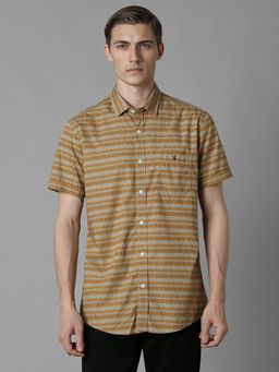 Louis Philippe - Men Multi-Color Printed Half Sleeves Slim Fit Casual Shirt