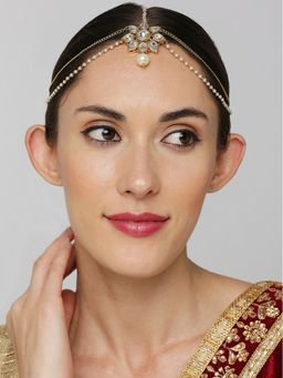 OOMPH - Gold Tone Kundan And Pearls Floral Traditional Mathapatti