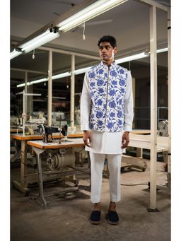 Project Bandi - White Anar Open Nehru Jacket with Kurta and Pyjama (Set of 3)