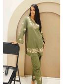 Olive color option, Currently selected