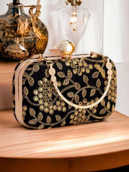 Toobacraft - Embroidered Box Clutch - Black