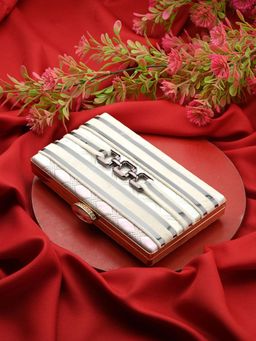 Toobacraft - Textured Box Clutch - White