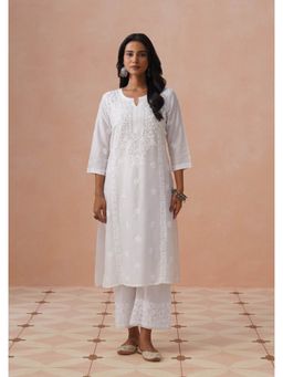 House of Chikankari - White Chanderi Embroidered Three Fourth Sleeves Kurta