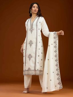 Koskii - Cream Thread Work Crepe Kurta with Pant and Dupatta (Set of 3)
