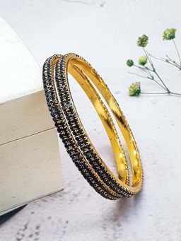 GRIIHAM - Women Italian Black Stone Gold Plating Brass Bangles (Pack of 2)